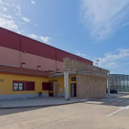 Turisticos Sardon Appartement